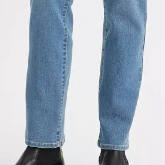 Levi's Jeans - Picture 2 of 8